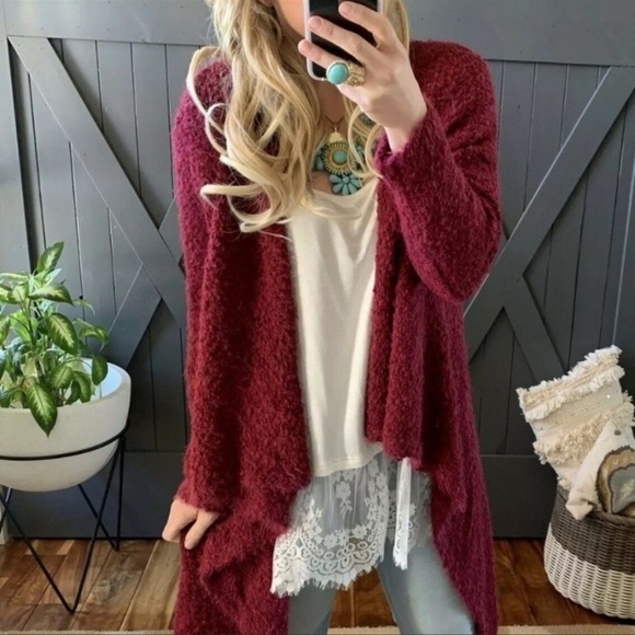 NEW! Soft Knit Maroon Popcorn Sweater Cardigan - Picture 3 of 5